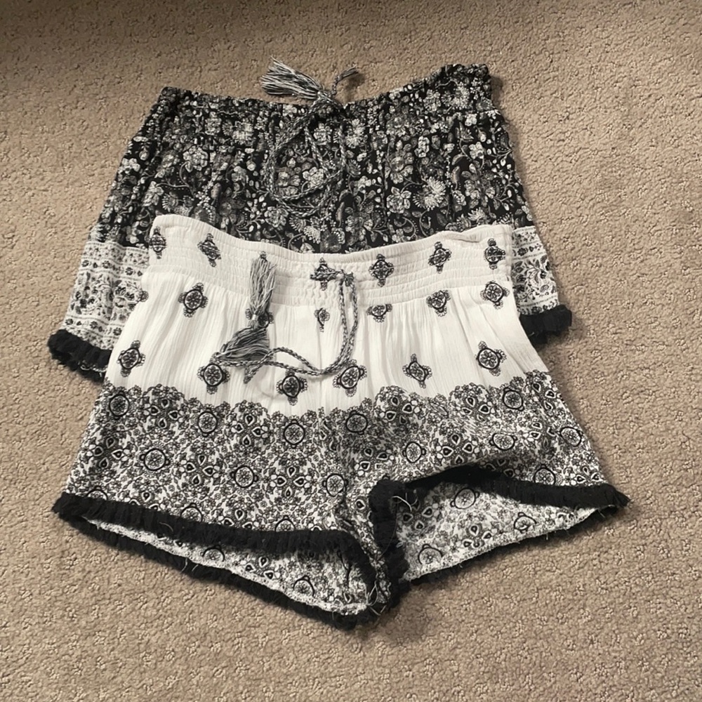 NOBO adjustable shorts//S//B&W Pattern